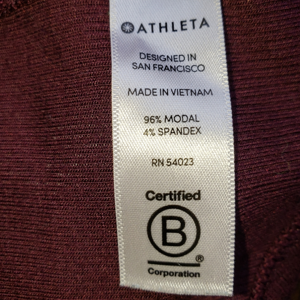 Athleta All in Crop Tight Wine Sz Small Pockets Activewear - Picture 7 of 10